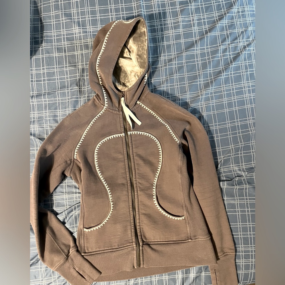 Lululemon Special Edition Scuba Zip Up pre loved